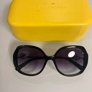 Marc Jacobs Black Oversized Round Sunglasses with Gradient Lenses